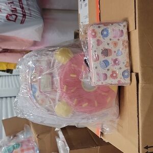 Loungefly Winnie the Pooh Donut Mini Backpack &Wallet NWT